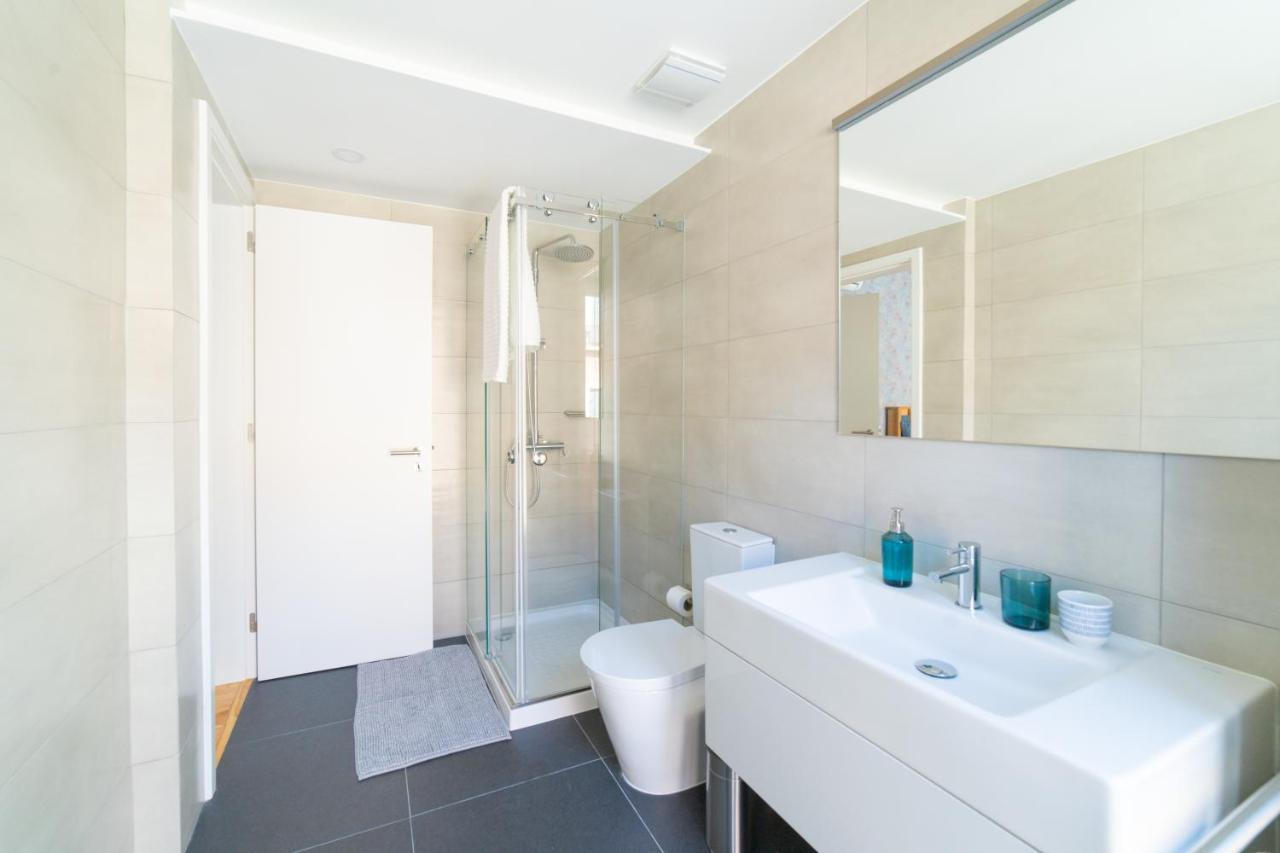 Blue By The River 3 - Elegant Two-Bedroom In Santos Lisbon Exterior photo